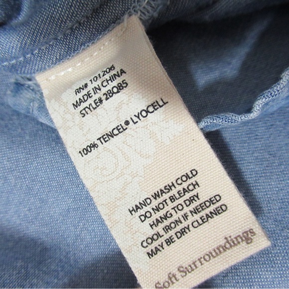 Soft Surroundings Chambray Leopard Print Pullover Tunic Top Size Small - Picture 6 of 10